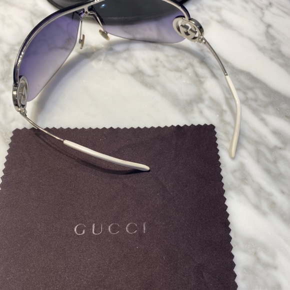 Gucci sunglasses - Picture 12 of 13